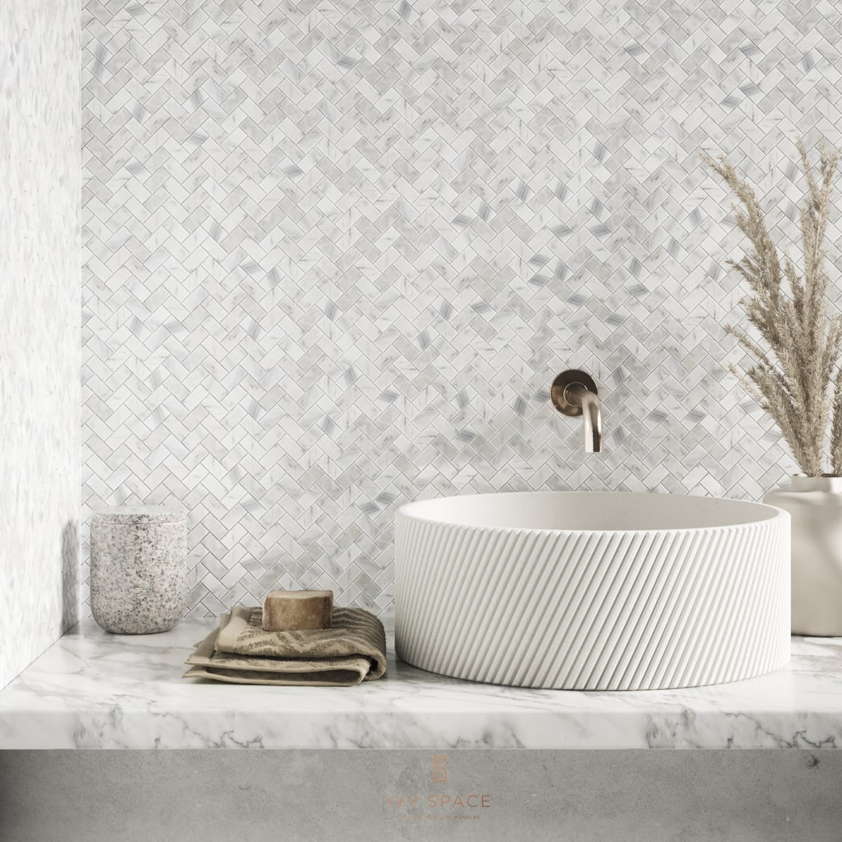Herringbone Volakas Mini White/Taupe Bathroom Ivyspace
