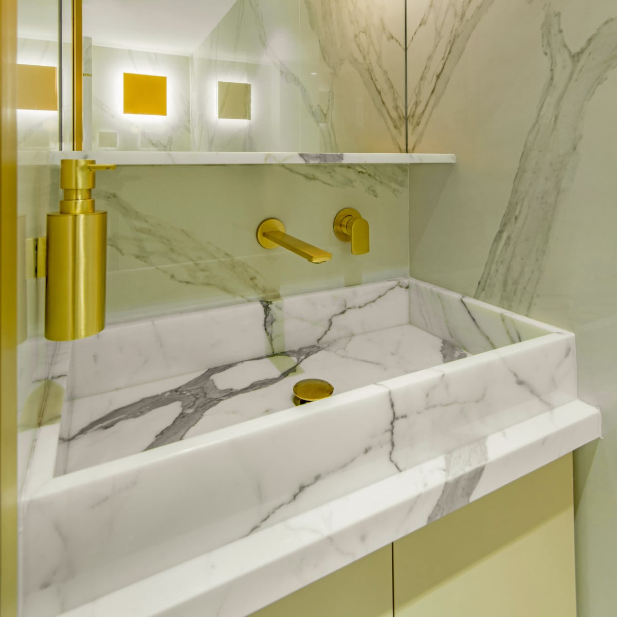 Calacatta Oro