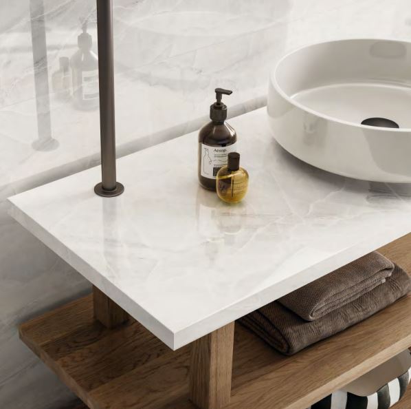 White Marble Effect Tiles Bathroom Countertop IvySpace