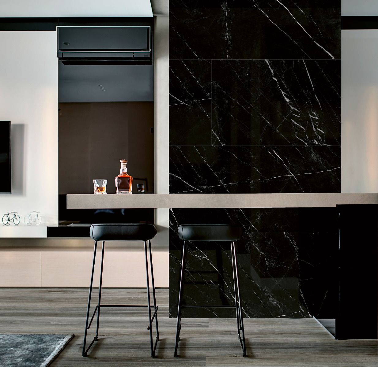 Marquina Stripes