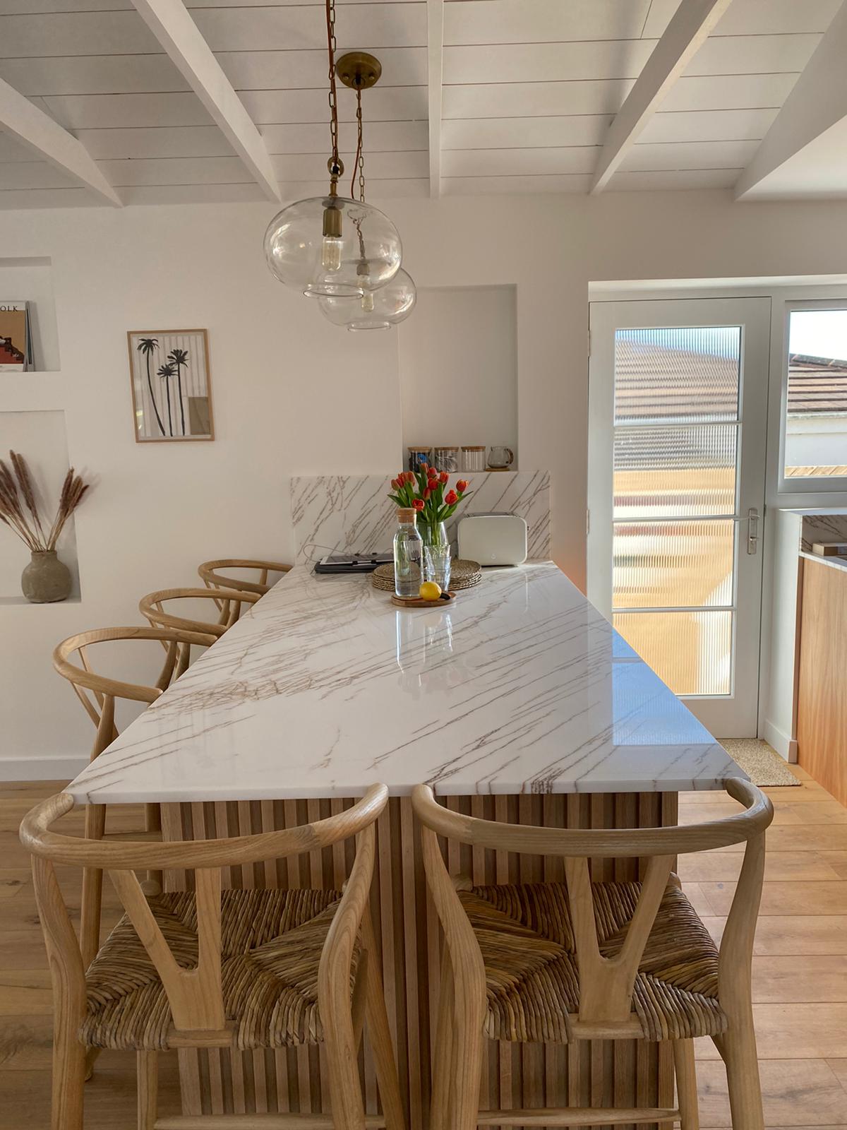 Thassos Golden Raddix White Marble With Bronze Veins Kitchen Table IvySpace