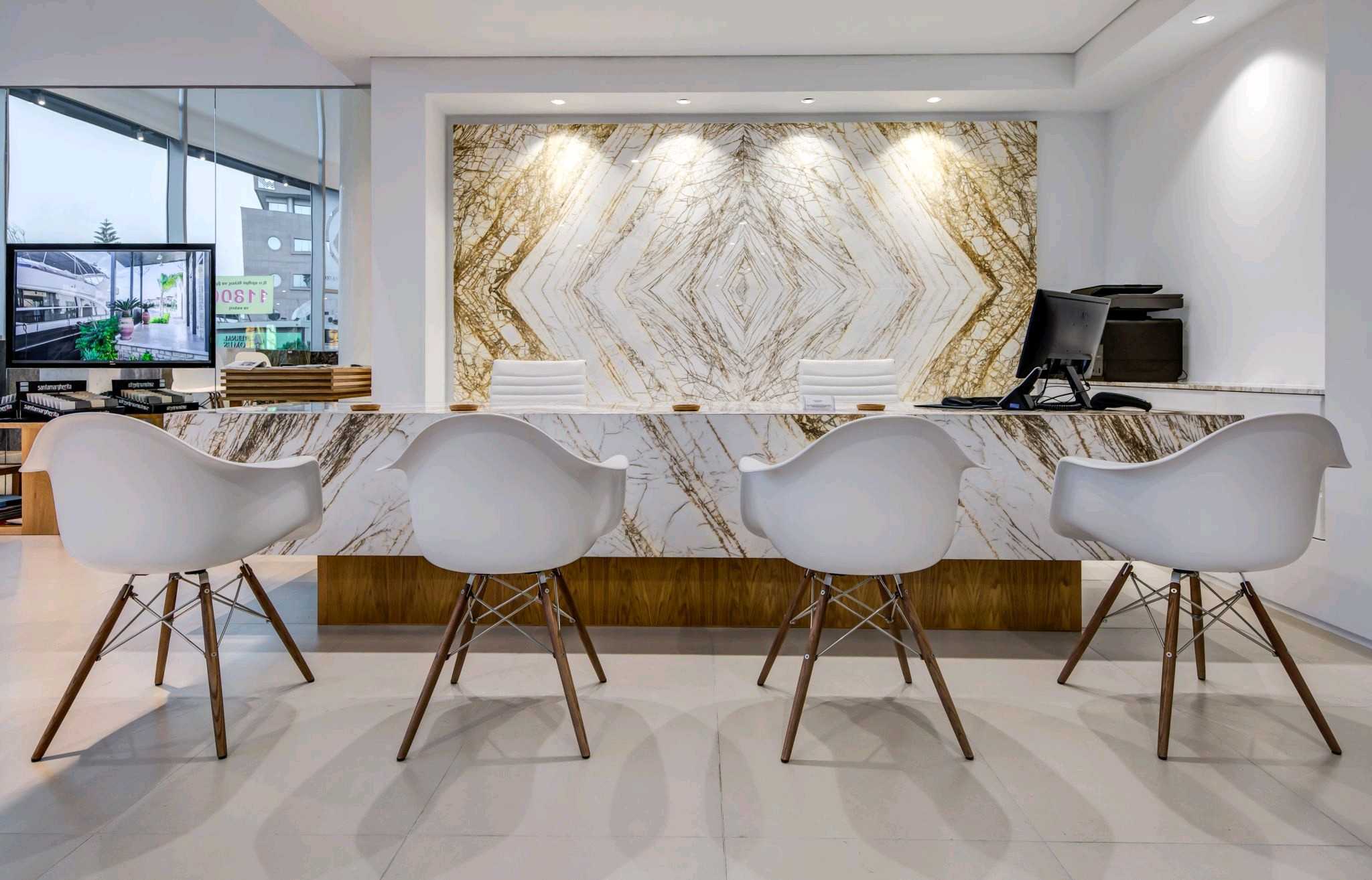 Thassos Golden Raddix White Marble With Bronze Veins Commercial Reception Ivyspace