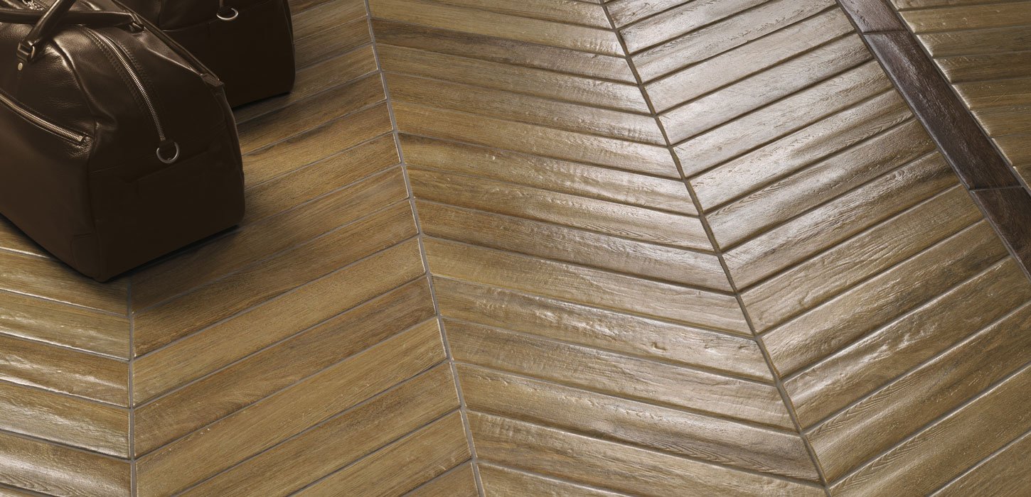 Vintage Natural Wood effect porcelain tiles Ivyspace