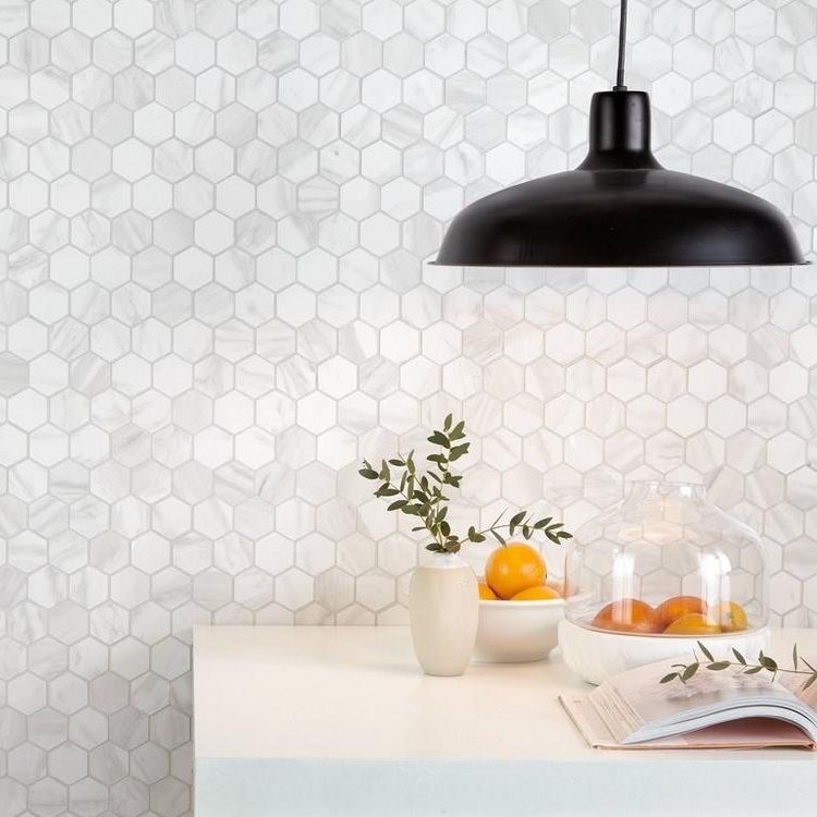 Hexagon Volakas White/Grey Wall Ivyspace